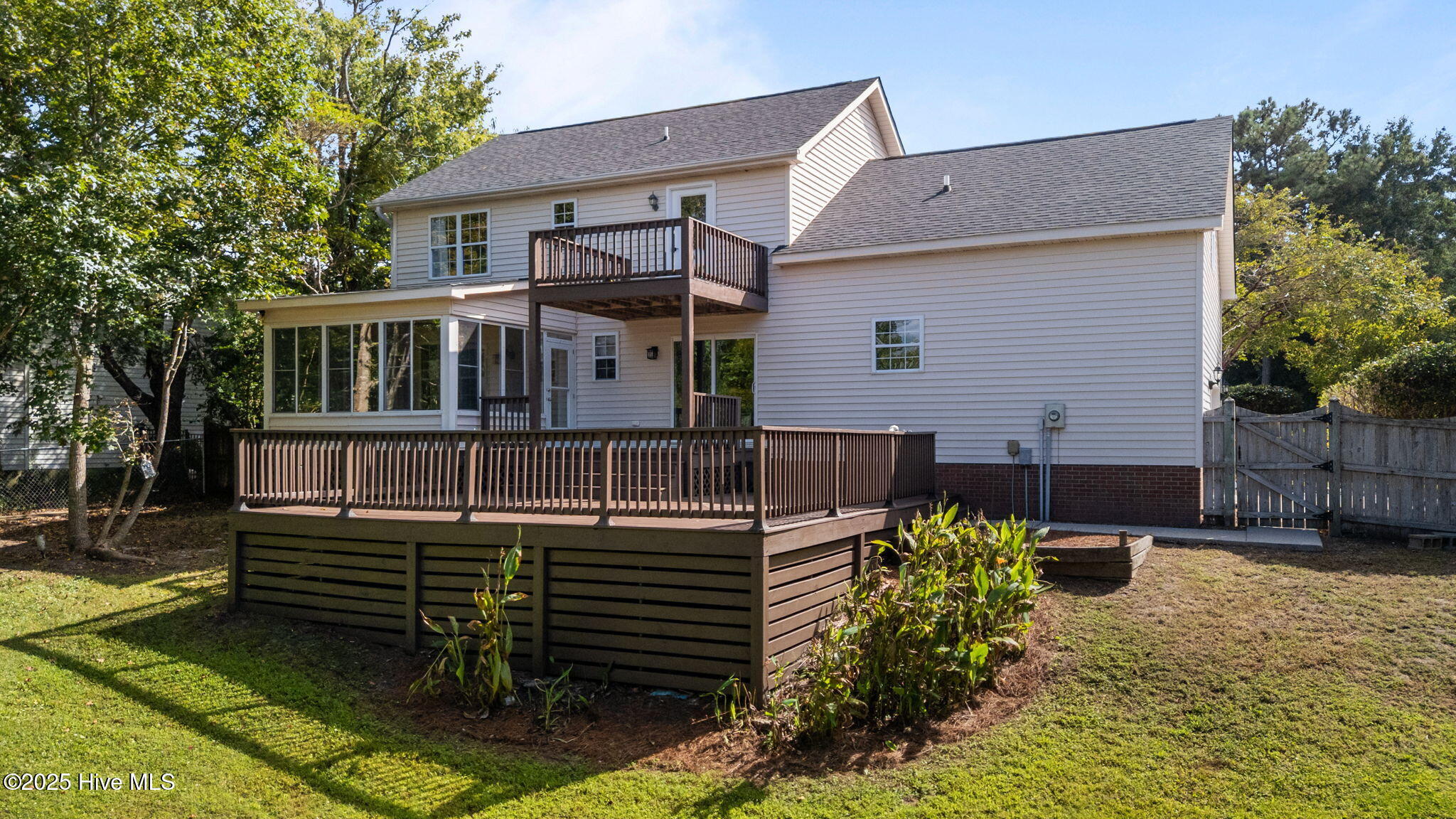 906 Ridge Water Boulevard Morehead City, NC 28557 - Photo 44 of 56 Back Deck