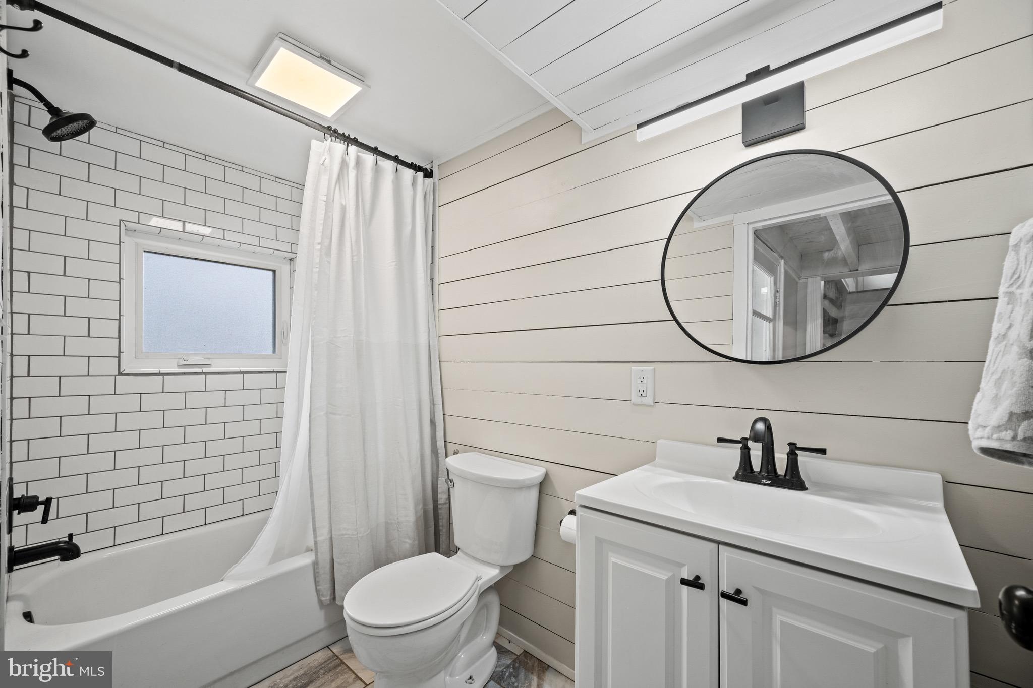 6004 Clevelandtown Road Boonsboro, MD 21713 - Photo 41 of 60 Bathroom