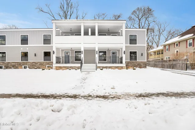 $2,875 | 103 East High Street, Unit 2, Ballston Spa, NY 12020