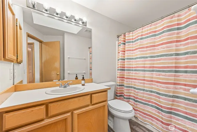 $550,000 | 16503 133rd Avenue East, Puyallup, WA 98374