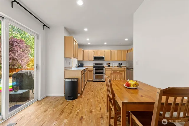 $550,000 | 16503 133rd Avenue East, Puyallup, WA 98374