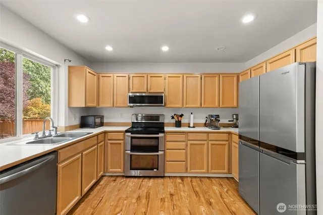 $550,000 | 16503 133rd Avenue East, Puyallup, WA 98374