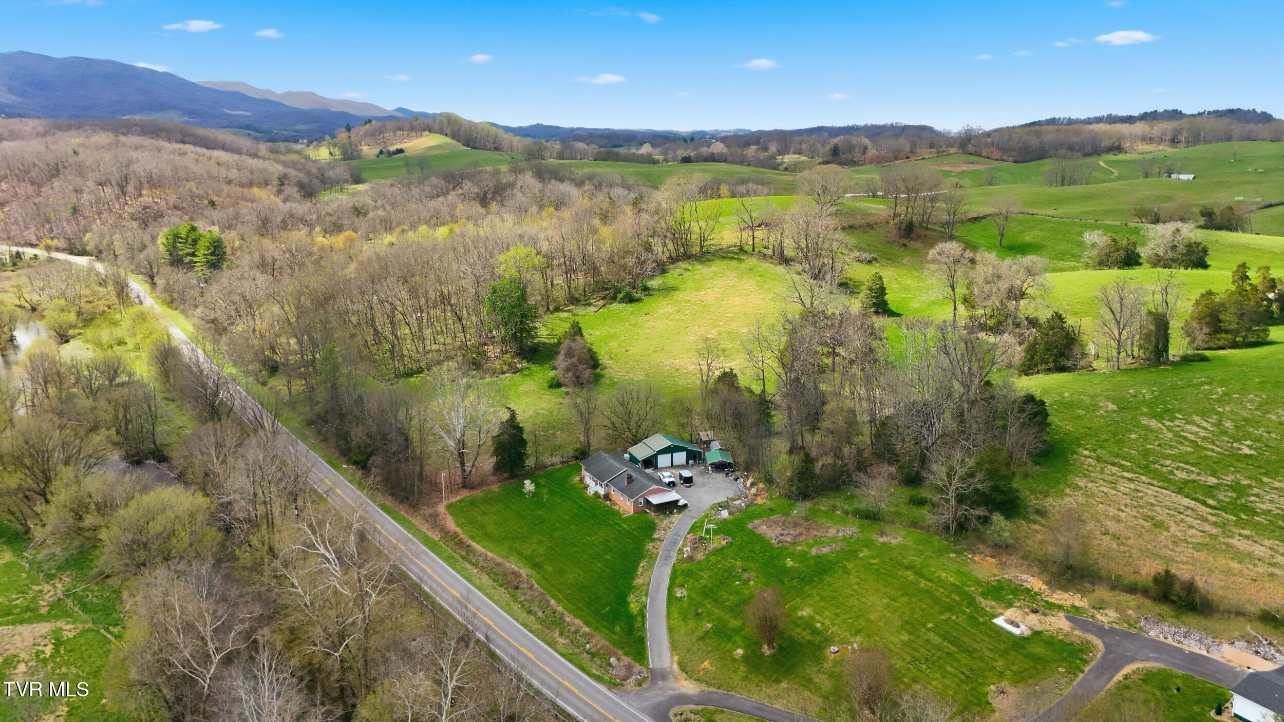 20180 Monroe Road Damascus, VA 24236 - Photo 38 of 43 38_20180 monroe rd-3