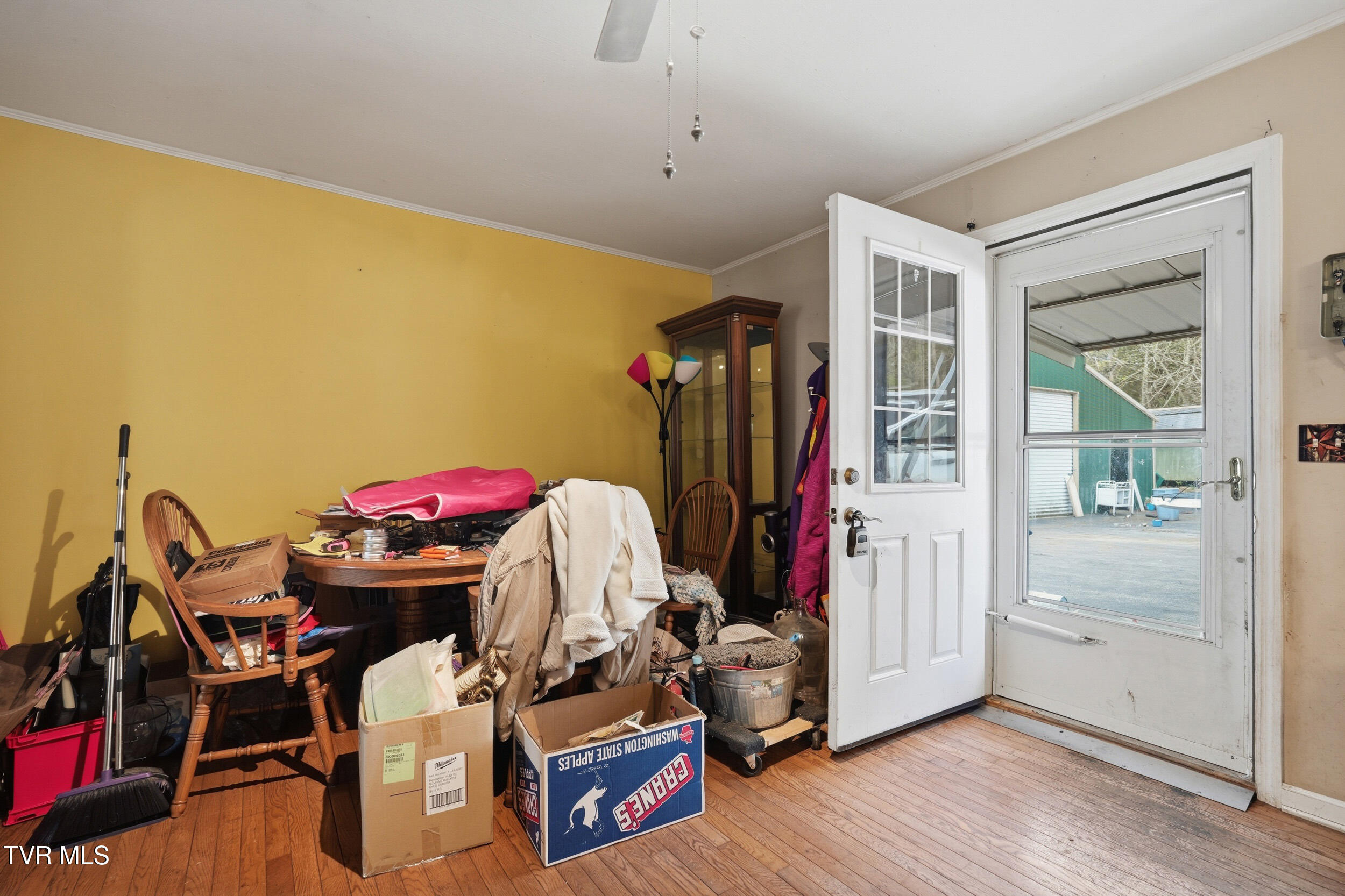 20180 Monroe Road Damascus, VA 24236 - Photo 10 of 43 10_20180 monroe rd-12