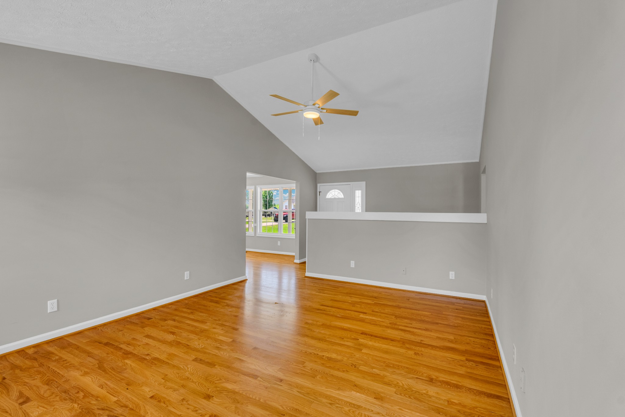 199 Tomahawk Lane Doyle, TN 38559 - Photo 8 of 29 a view of an empty room