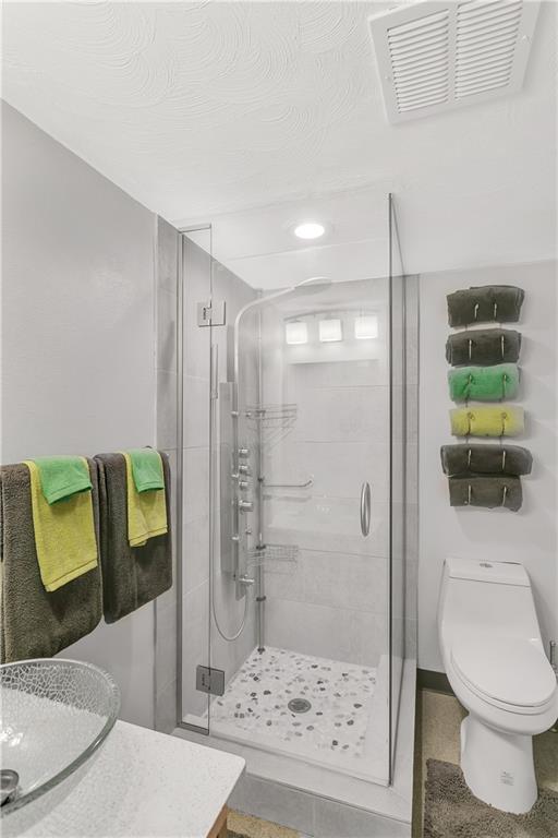 7048 Shannon Road Verona, PA 15147 - Photo 21 of 25 Gallery Image 21