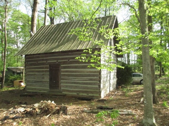 627 Kinser Road Cleveland, TN 37323 - Photo 3 of 27