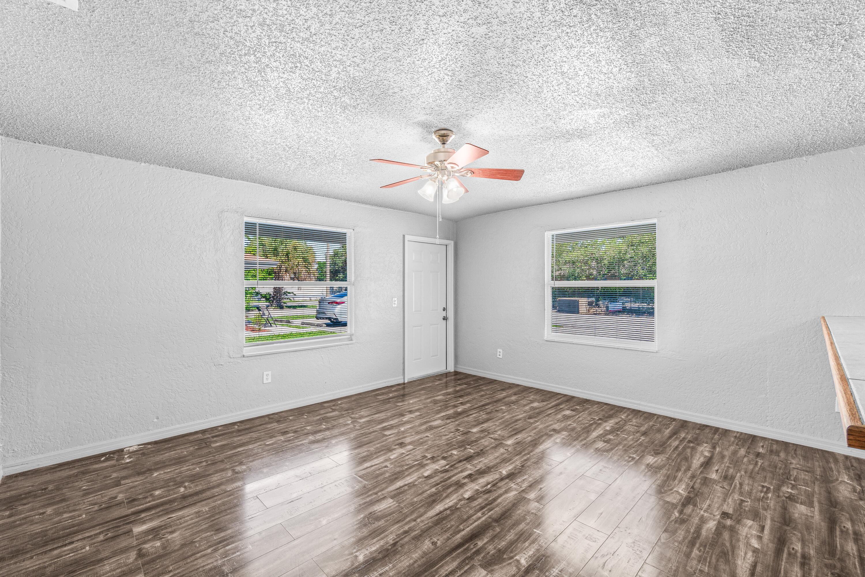 1661 West 27th Street, Unit A & B Riviera Beach, FL 33404 - Photo 5 of 19 living room