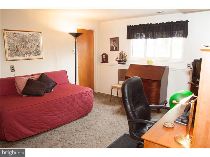 441 Meadowcroft Road Woodbury, NJ 08096 - Photo 20 of 25 Bedroom 4