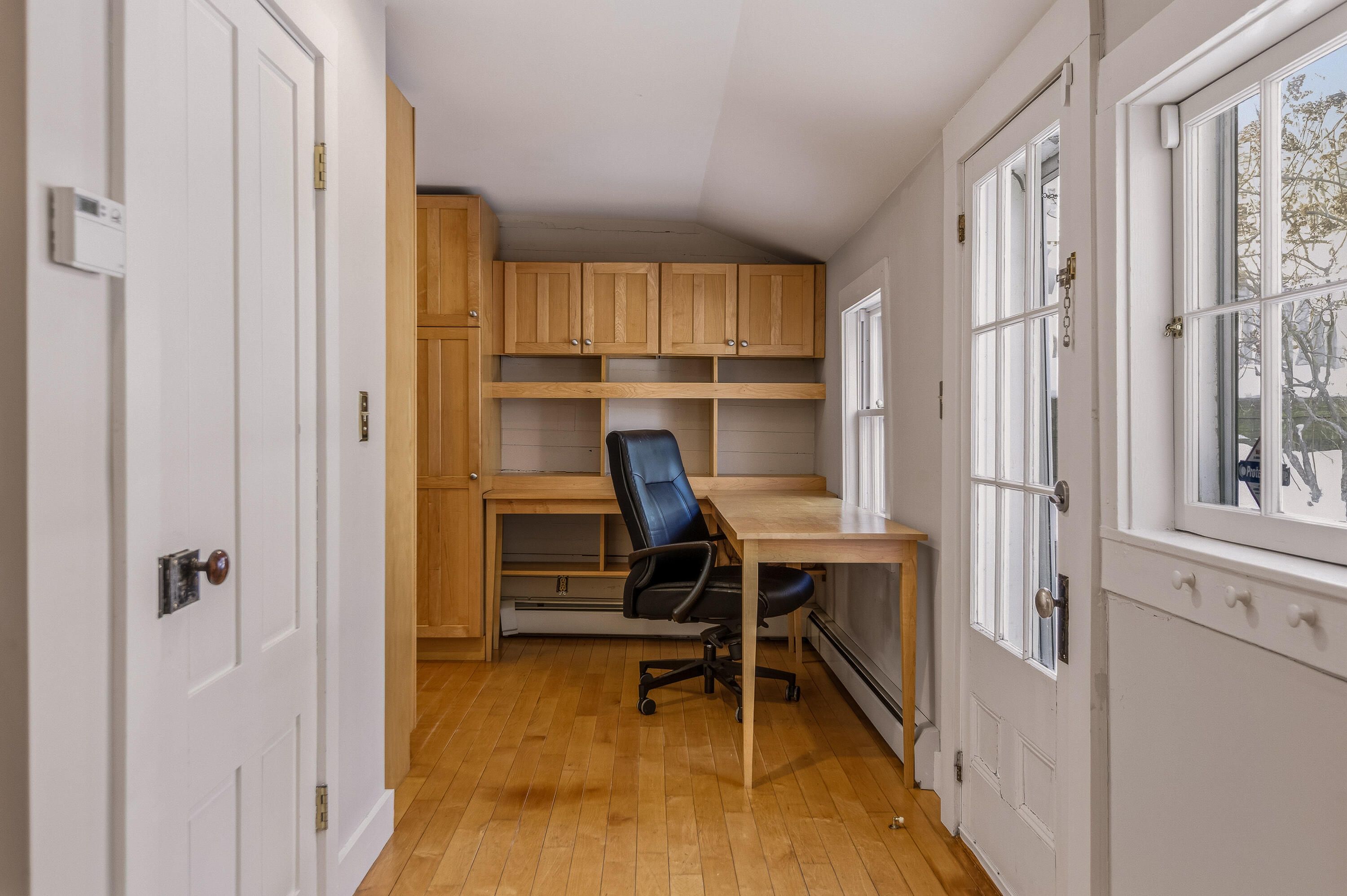 387 Danforth Street, Unit 1 Portland, ME 04102 - Photo 19 of 42 26_387 Danforth St Unit 1_MorneauStudios