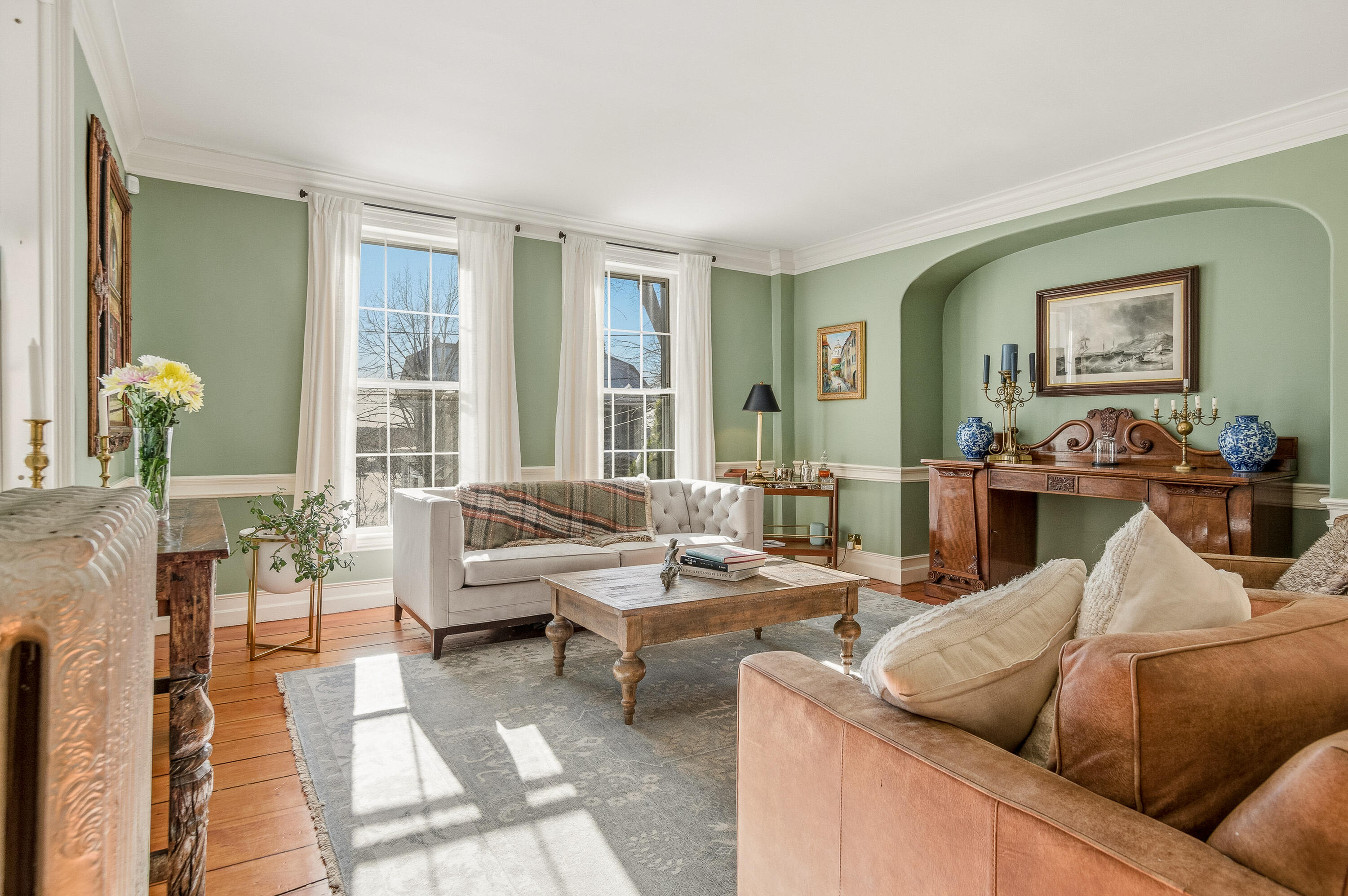 387 Danforth Street, Unit 1 Portland, ME 04102 - Photo 2 of 42 14_387 Danforth St Unit 1_MorneauStudios