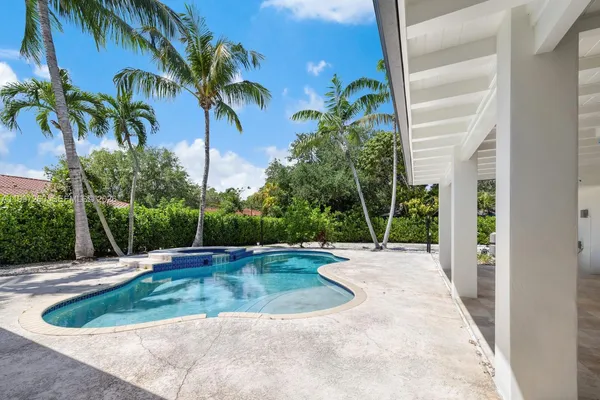 $1,399,000 | 7864 Southwest 179th Terrace, Palmetto Bay, FL 33157