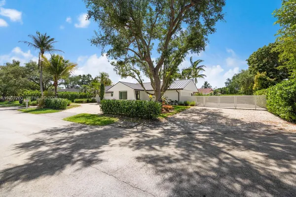 $1,399,000 | 7864 Southwest 179th Terrace, Palmetto Bay, FL 33157