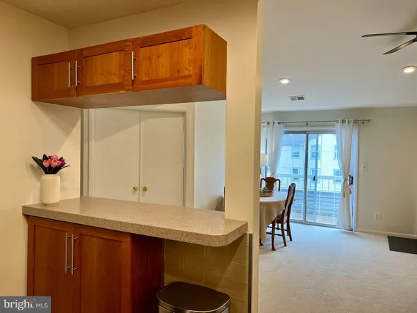 $2,300 | 111 Worlidge Court, Unit 12, Princeton, NJ 08540