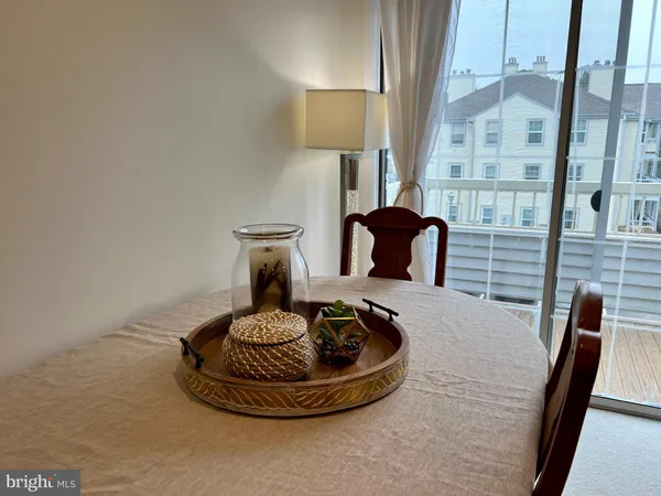 $2,300 | 111 Worlidge Court, Unit 12, Princeton, NJ 08540