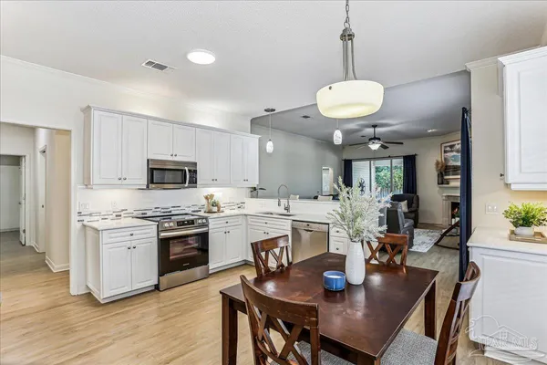 $435,000 | 4118 Oak Pointe Drive, Gulf Breeze, FL 32563