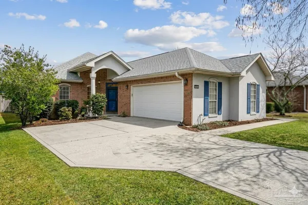 $435,000 | 4118 Oak Pointe Drive, Gulf Breeze, FL 32563