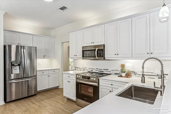$435,000 | 4118 Oak Pointe Drive, Gulf Breeze, FL 32563