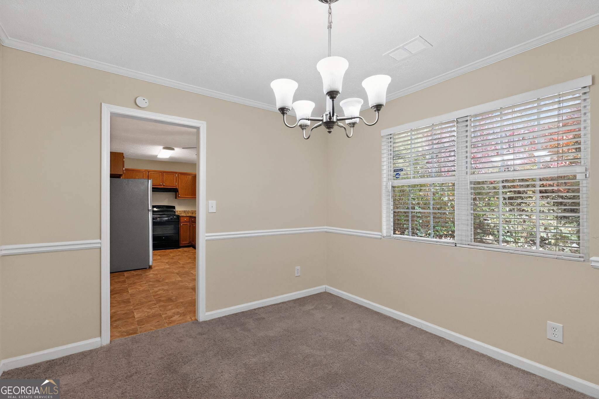 2267 Hampton Drive Decatur, GA 30035 - Photo 12 of 36