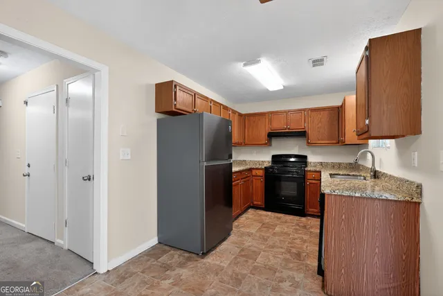 $204,900 | 2267 Hampton Drive, Decatur, GA 30035