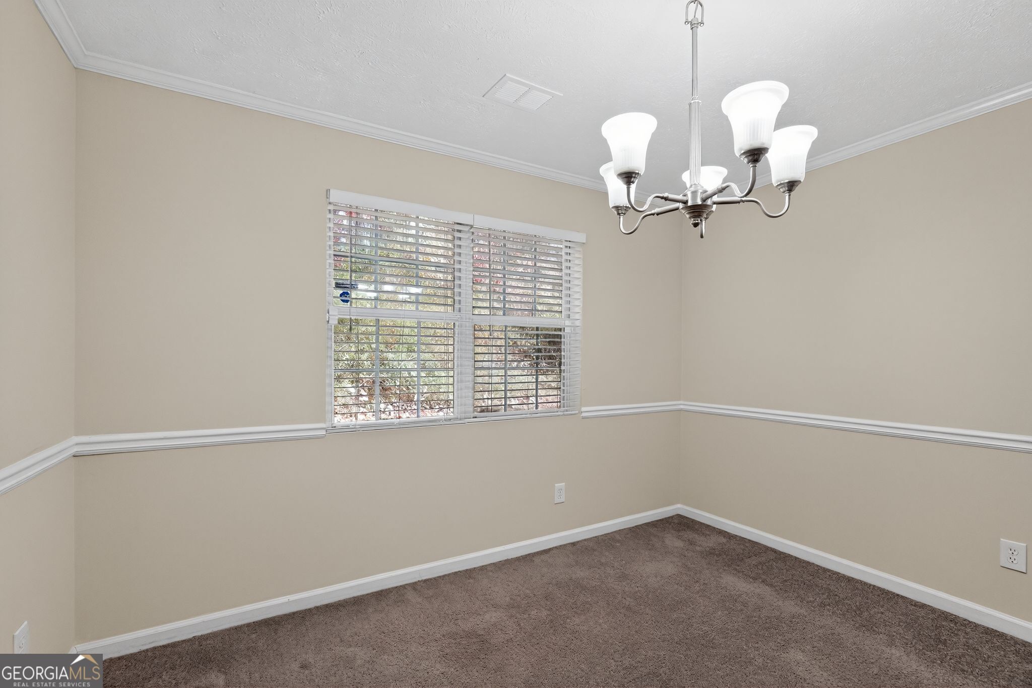 2267 Hampton Drive Decatur, GA 30035 - Photo 9 of 36