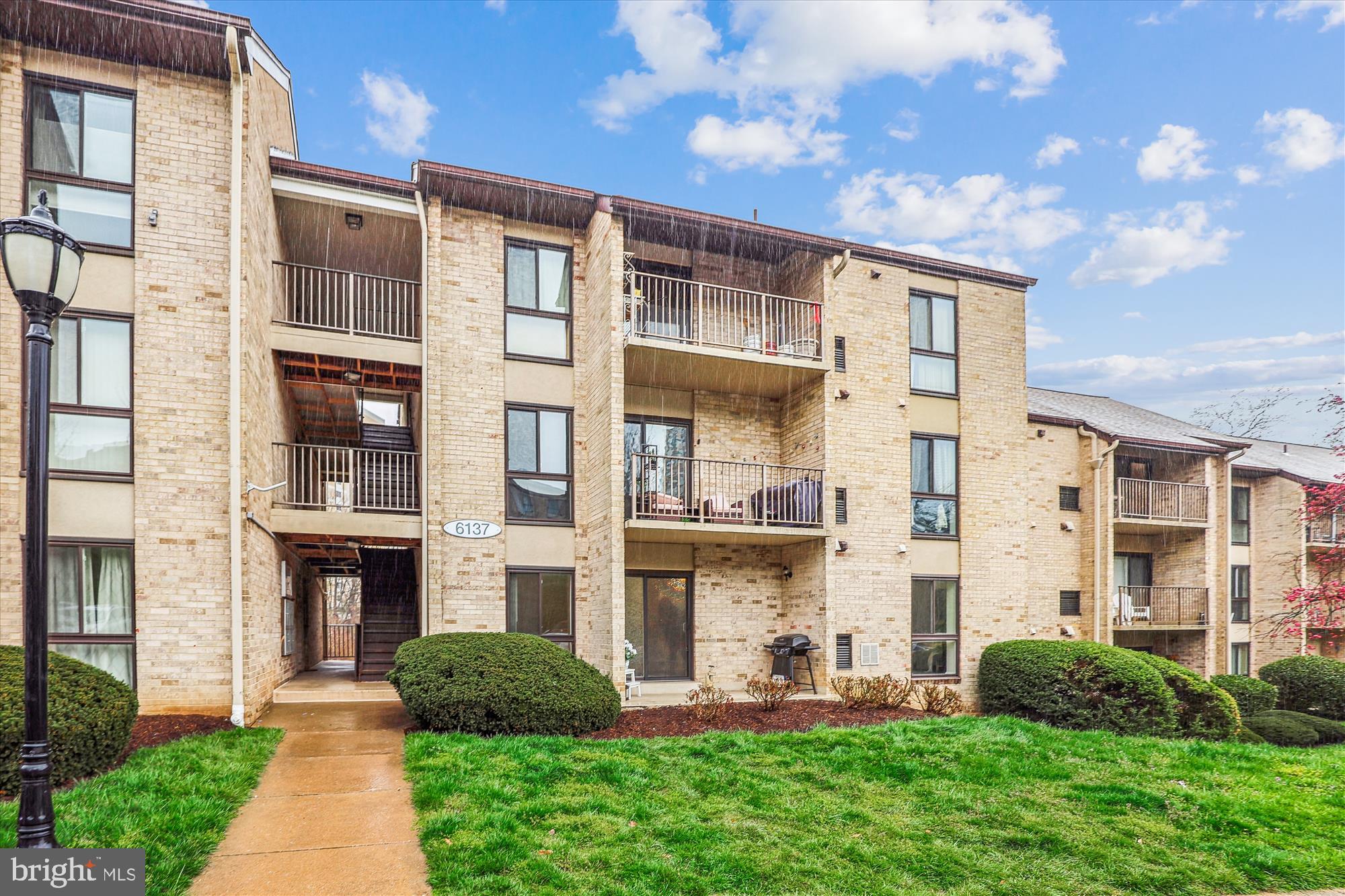 6137 Edsall Road, Unit G Alexandria, VA 22304 - Photo 1 of 23 Front Elevation