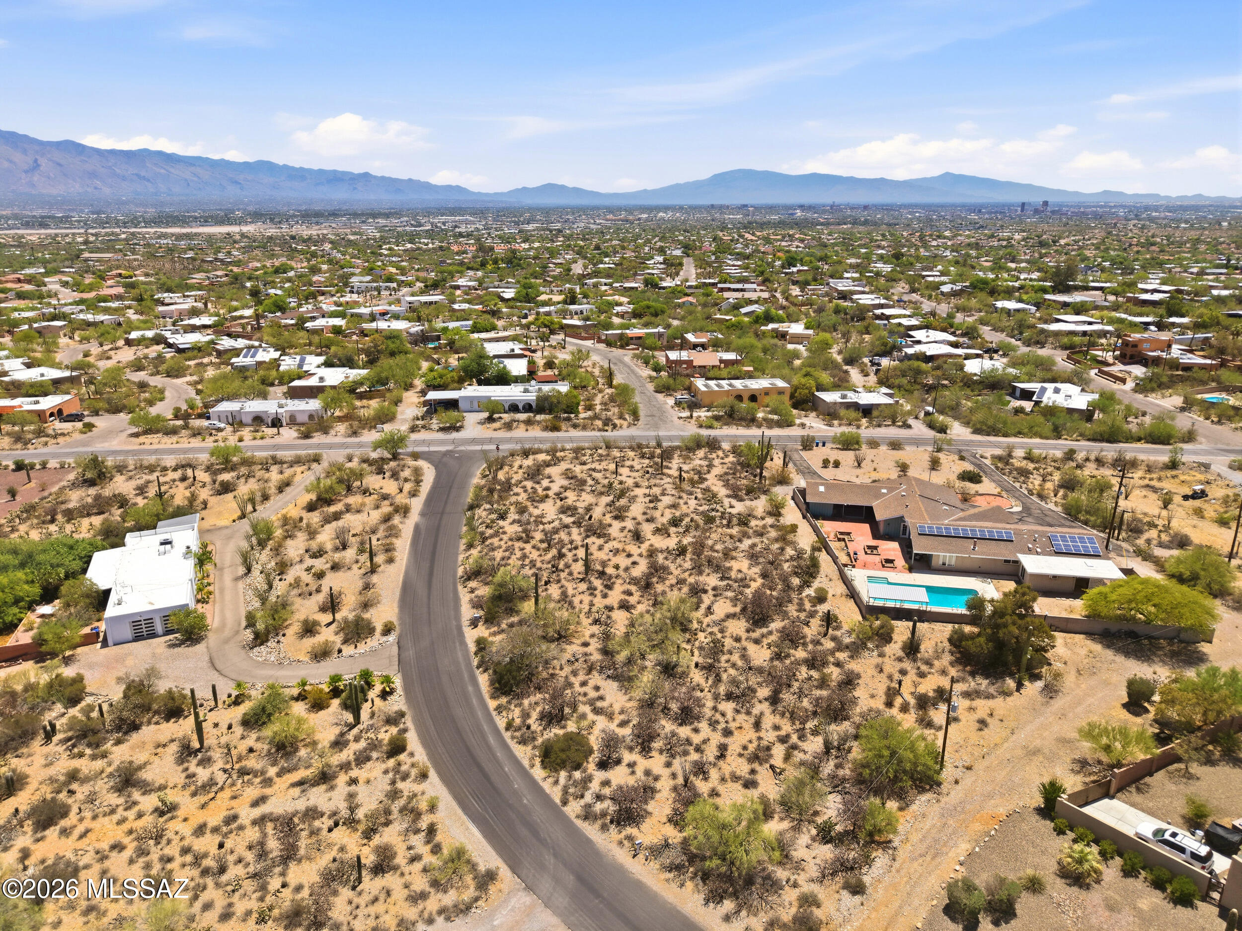 1801 North Painted Hills Road Tucson, AZ 85745 - Photo 1 of 16 1_painted_hills_001