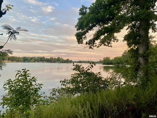 $259,900 | 3526 Kendale Acres Road, Tamaroa, IL 62888