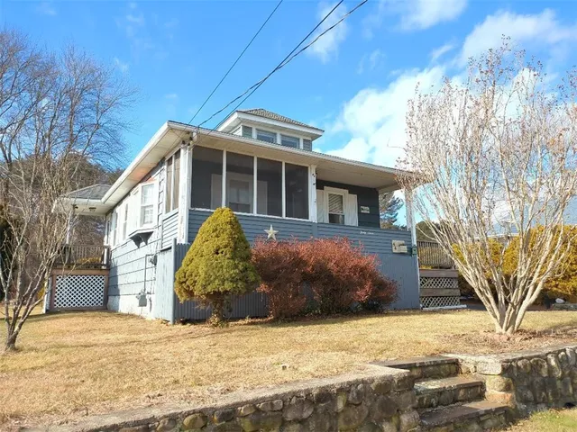 $399,900 | 44 Ferrier Street, North Smithfield, RI 02896