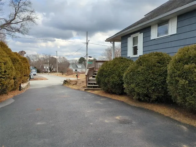 $399,900 | 44 Ferrier Street, North Smithfield, RI 02896