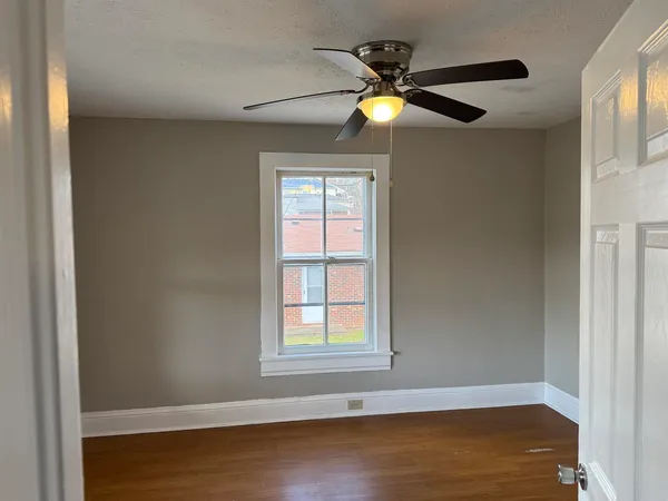 $1,050 | 437 Gay Street, Danville, VA 24541