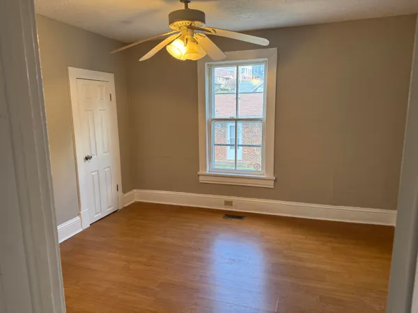 $1,050 | 437 Gay Street, Danville, VA 24541