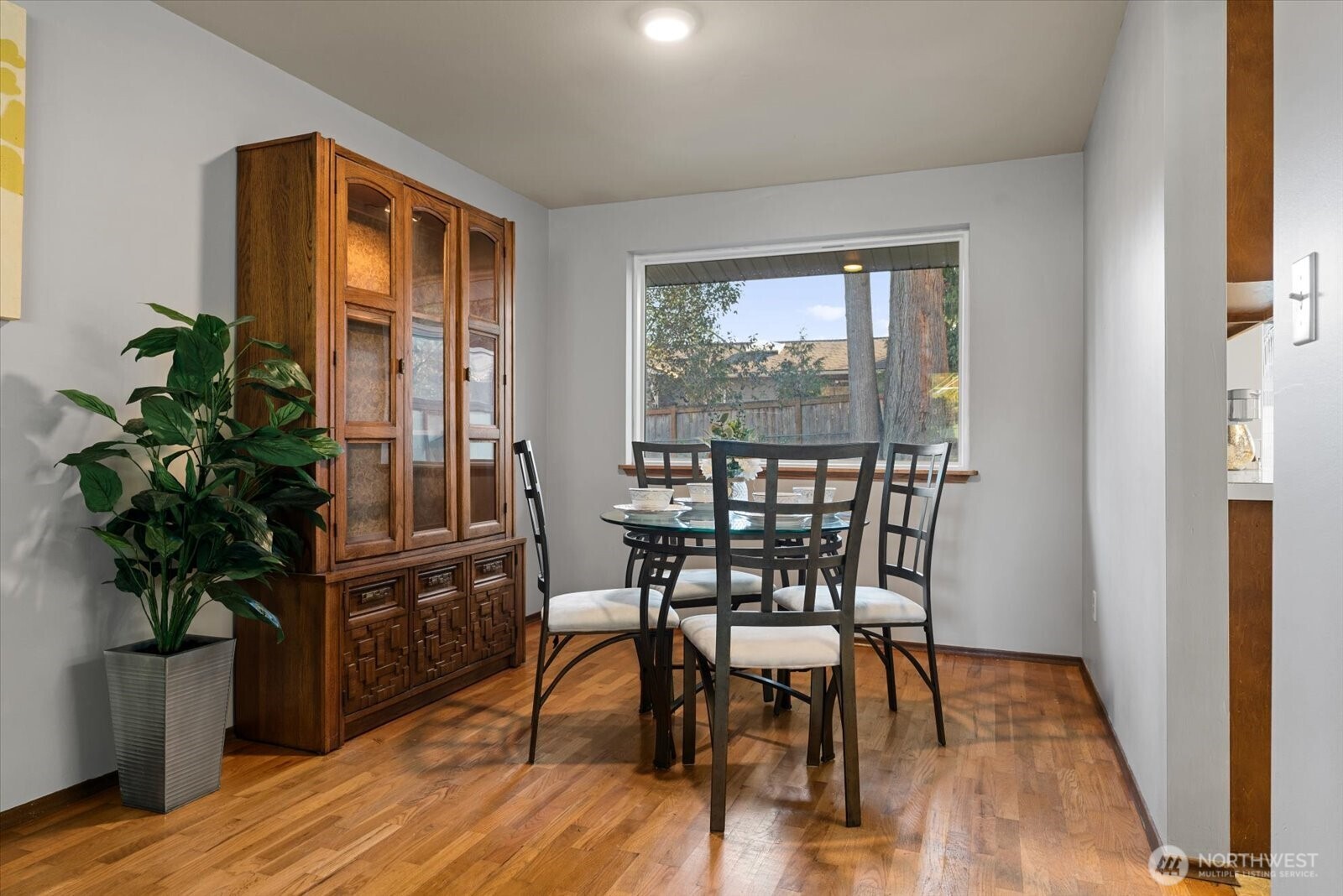 10523 Northeast 197th Street Bothell, WA 98011 - Photo 12 of 40