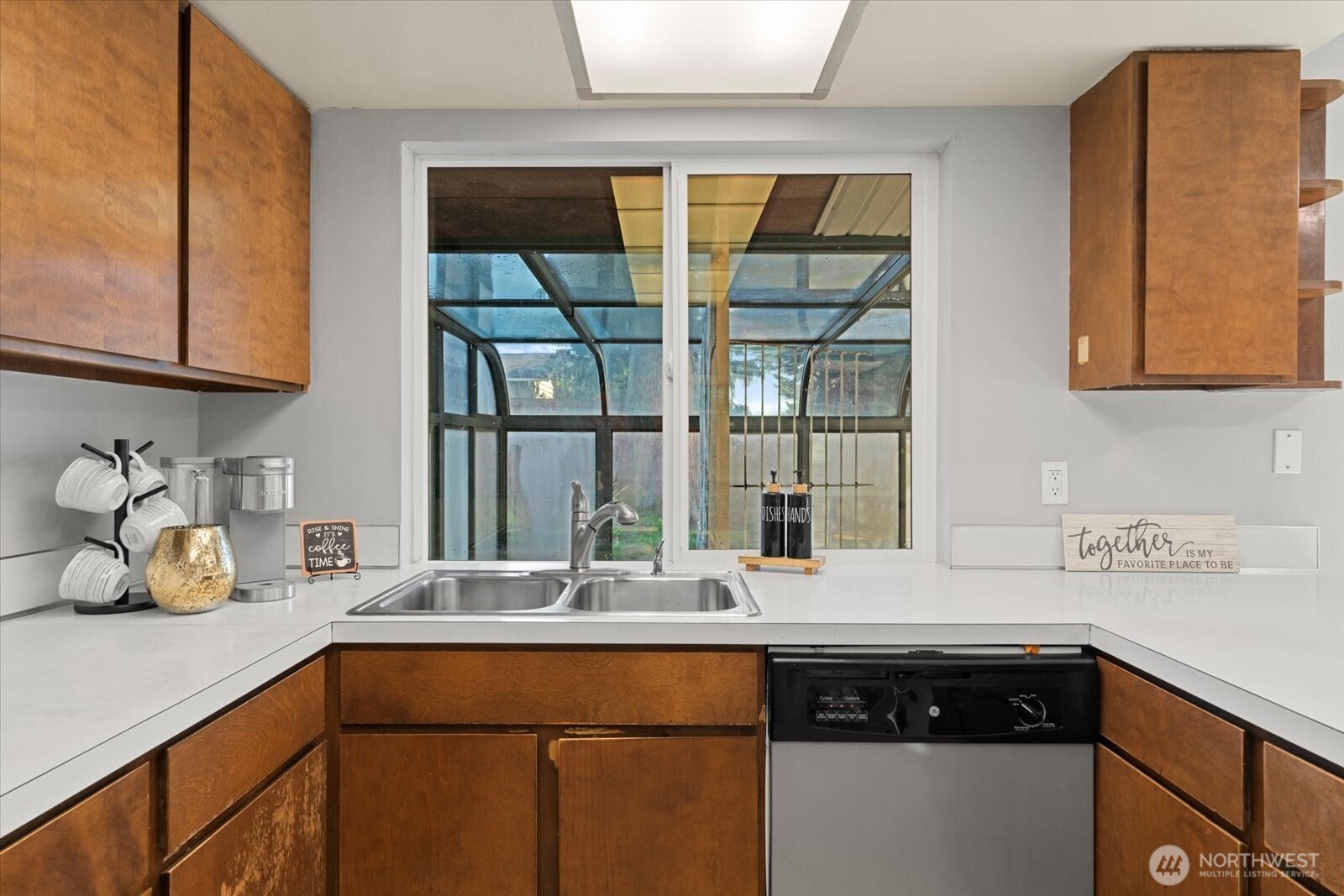 10523 Northeast 197th Street Bothell, WA 98011 - Photo 15 of 40