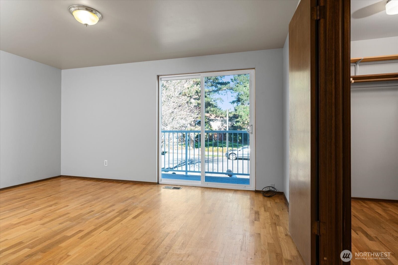 10523 Northeast 197th Street Bothell, WA 98011 - Photo 24 of 40