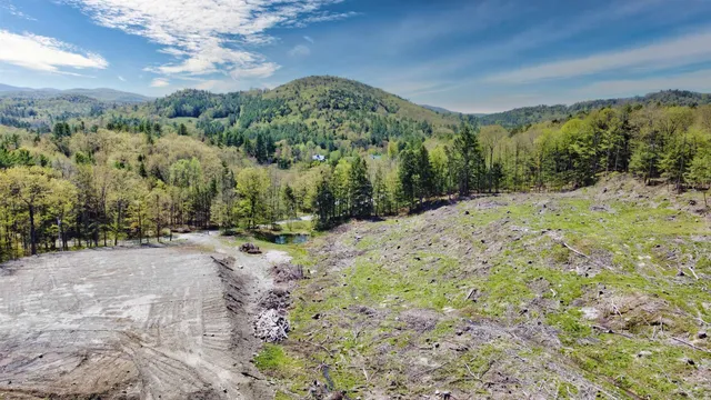 $229,900 | 149 Old County Road, Plainfield, NH 03781