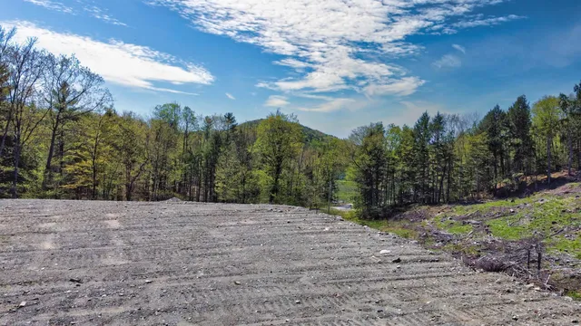 $229,900 | 149 Old County Road, Plainfield, NH 03781