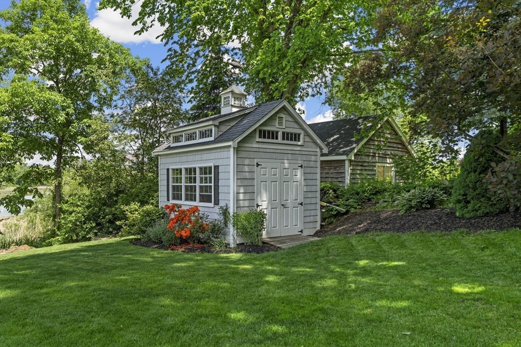 102 Riverside Circle Marshfield, MA 02050 - Photo 33 of 42