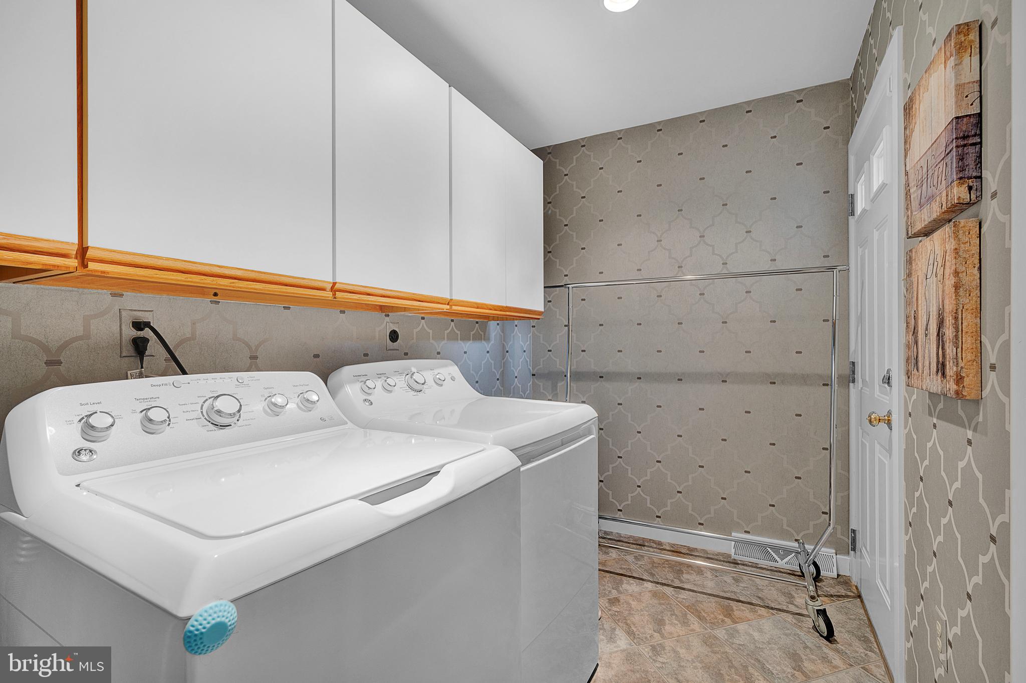 1233 Keisel Lane Ambler, PA 19002 - Photo 23 of 46 1st Floor Laundry with Outside Access