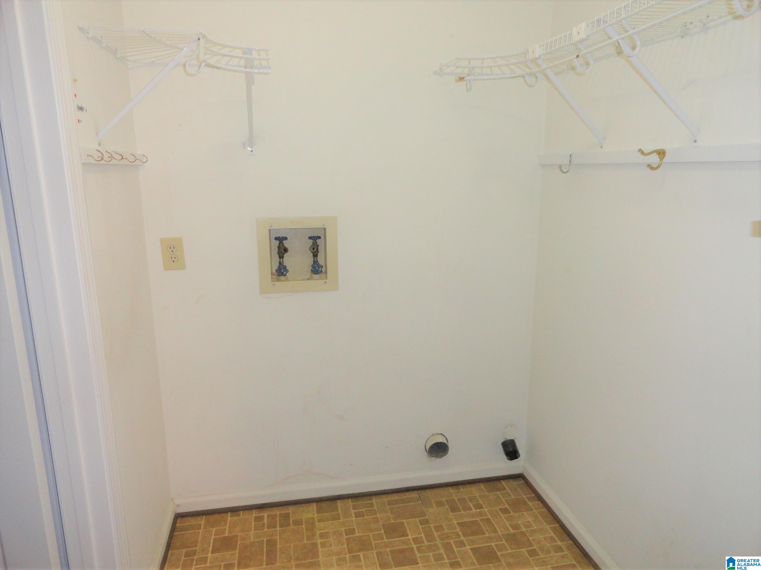 808 Oak Ridge Drive Birmingham, AL 35214 - Photo 12 of 27
