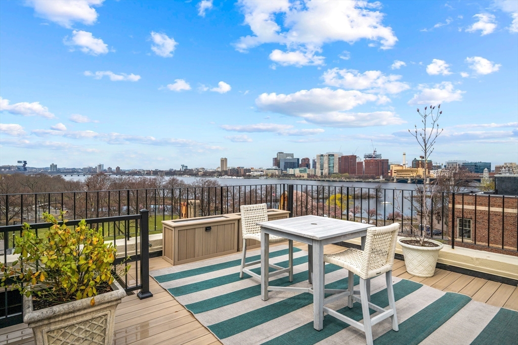 101 Chestnut Street, Unit E Boston, MA 02108 - Photo 19 of 24