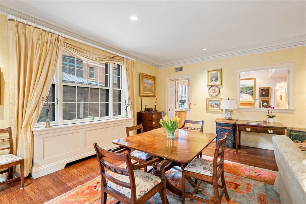 101 Chestnut Street, Unit E Boston, MA 02108 - Photo 4 of 24