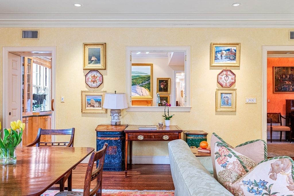 101 Chestnut Street, Unit E Boston, MA 02108 - Photo 8 of 24