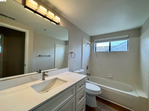 $4,000 | 20647 Maria Court, Castro Valley, CA 94546