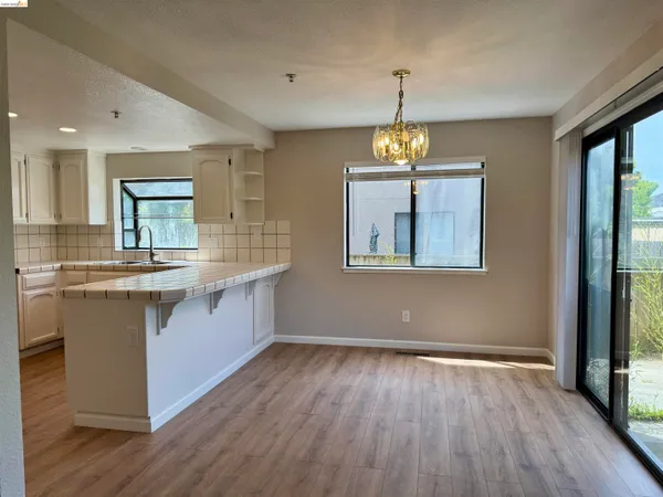 $4,000 | 20647 Maria Court, Castro Valley, CA 94546