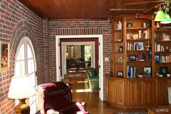 24 Dromara Road Ladue, MO 63124 - Photo 14 of 39 Gallery Image 14