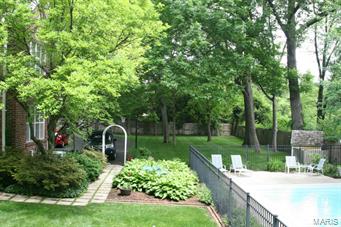 24 Dromara Road Ladue, MO 63124 - Photo 36 of 39 Gallery Image 36