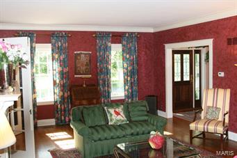 24 Dromara Road Ladue, MO 63124 - Photo 4 of 39 Gallery Image 4
