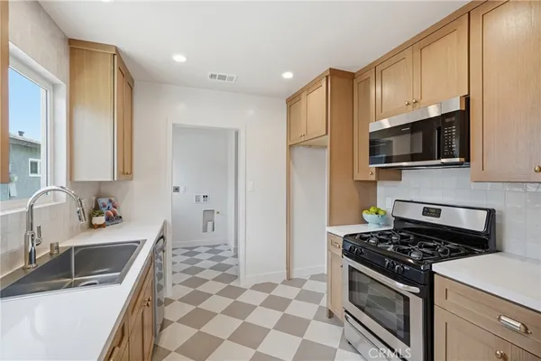$1,069,000 | 4750 West 133rd Street, Hawthorne, CA 90250