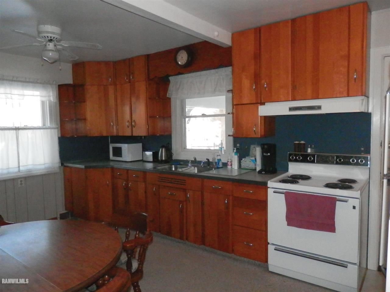 141 South Fillmore Street Lancaster, WI 53813 - Photo 6 of 15 Gallery Image 6